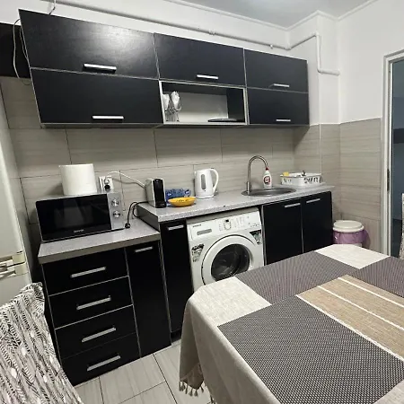 Sleep And Go - Unirii View * Bükreş