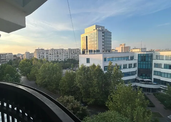 Sleep And Go - Unirii View