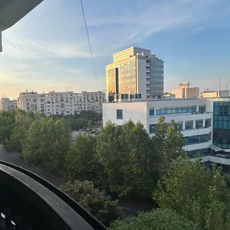 Sleep And Go - Unirii View